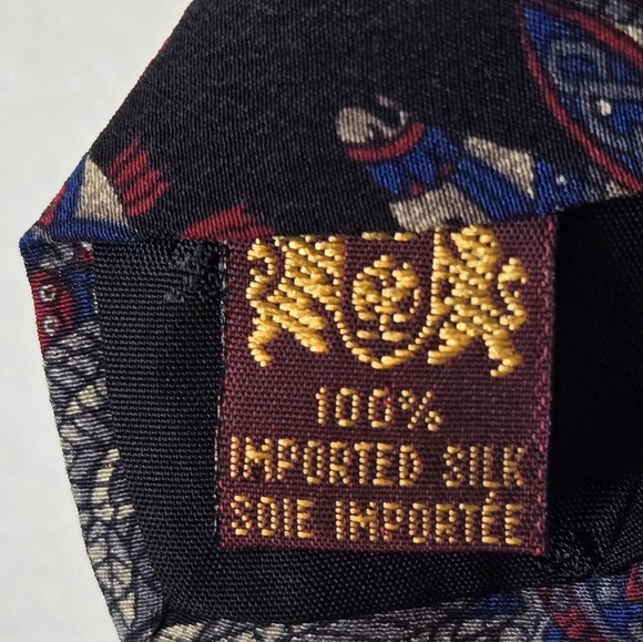 Vtg The Metropolitan Museum of Art Silk Tie Mythical Pegasus Medieval Pattern - Picture 8 of 8